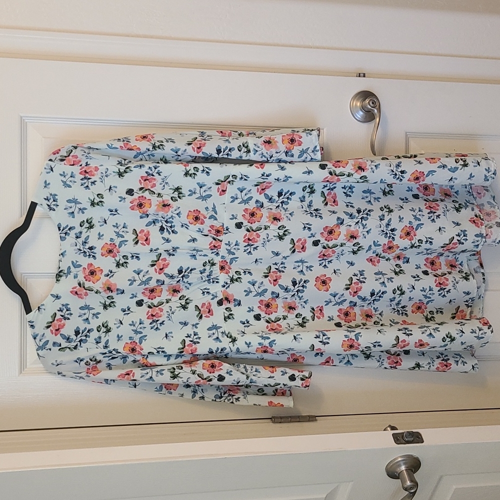 COPY - Loft size 12 floral dress with bell sleeves.
